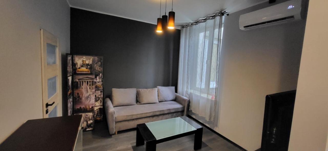 דירות Piotrków Trybunalski Apartament Pod Wieza מראה חיצוני תמונה